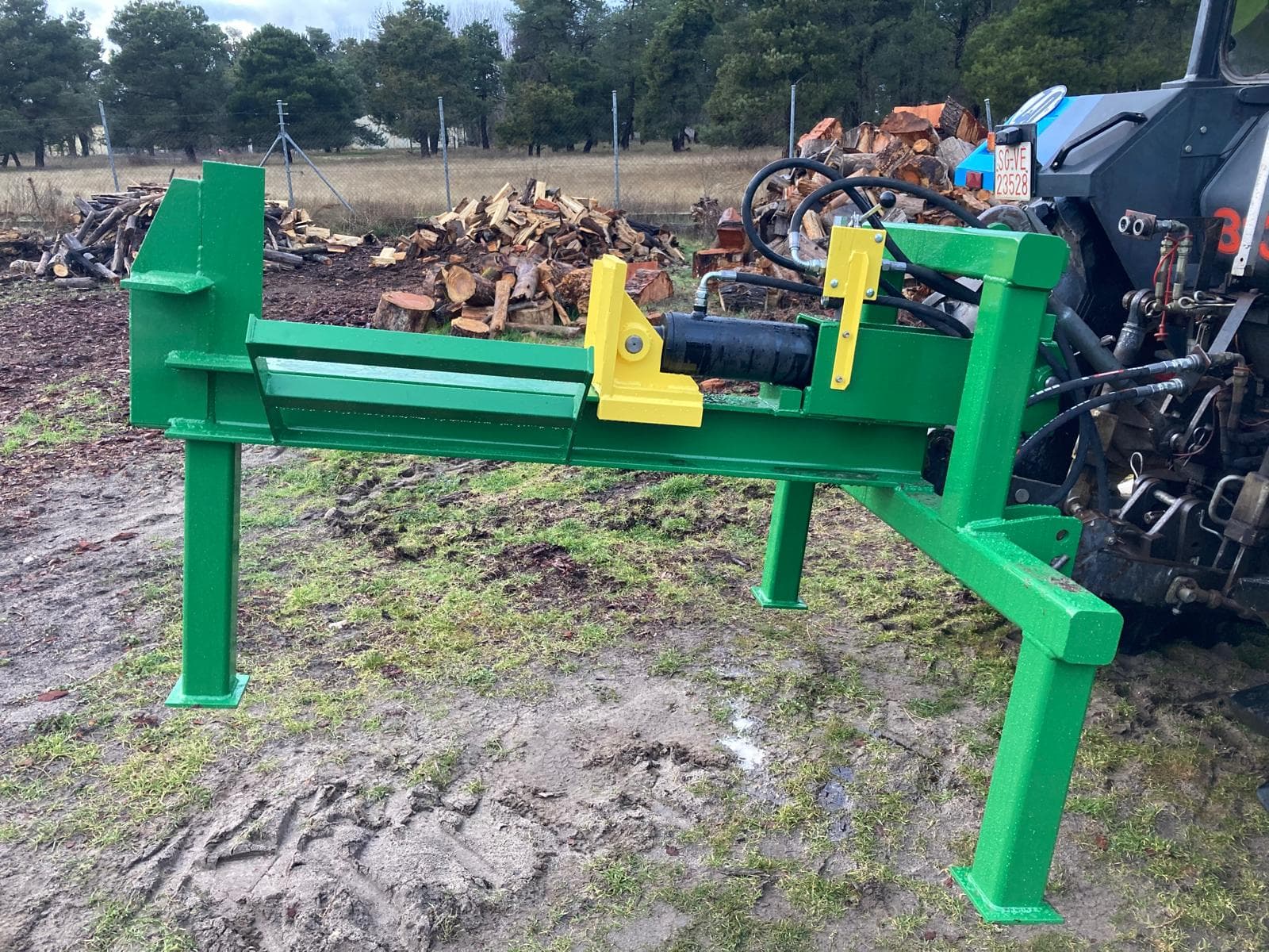 Rajatroncos para trabajos forestales